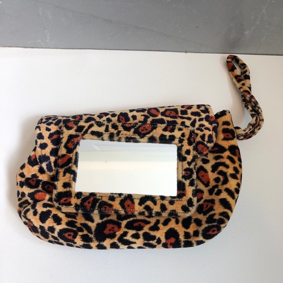 Susan Faris Cheetah Print Small Wrist Purse - Picture 2 of 11